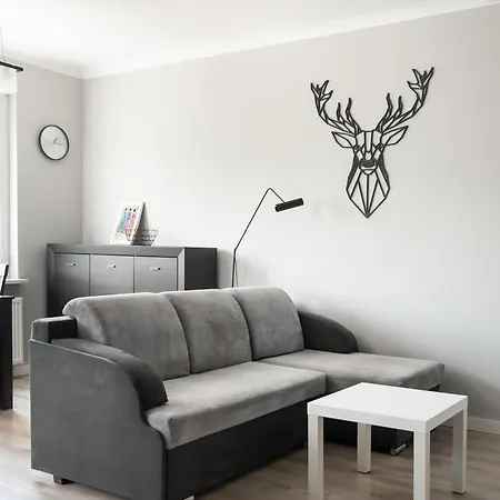 Apartment Park Praski Comfy By Bookinghost